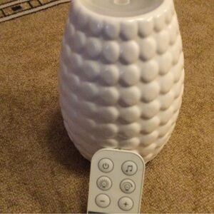 Ellia Aroma Diffuser w Sound Spa 7 Color Changing Lights Homedics